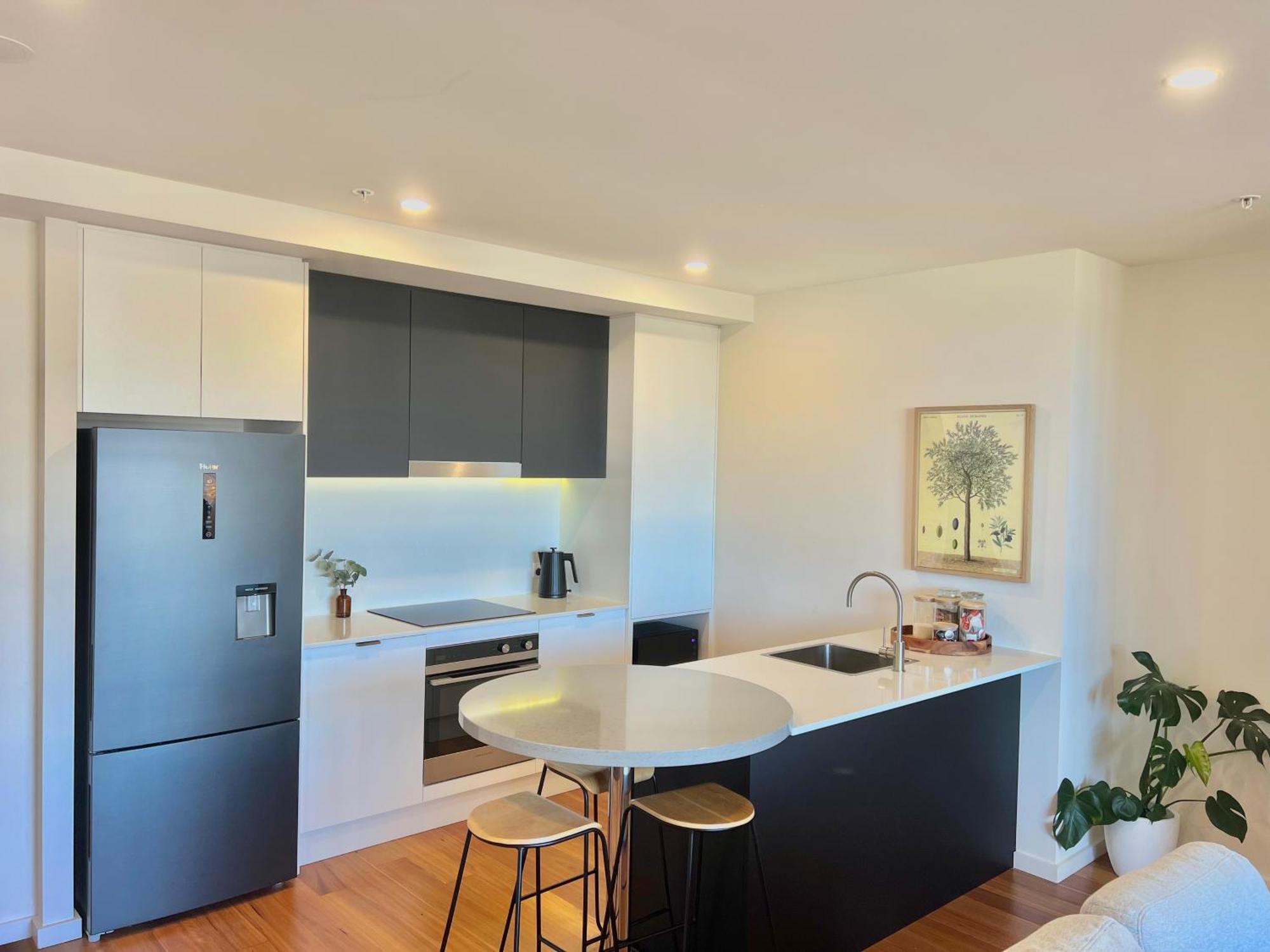 Harbour Towers, Newcastle'S Elite Apartment Stays, Free Parking & Tram Access Bagian luar foto