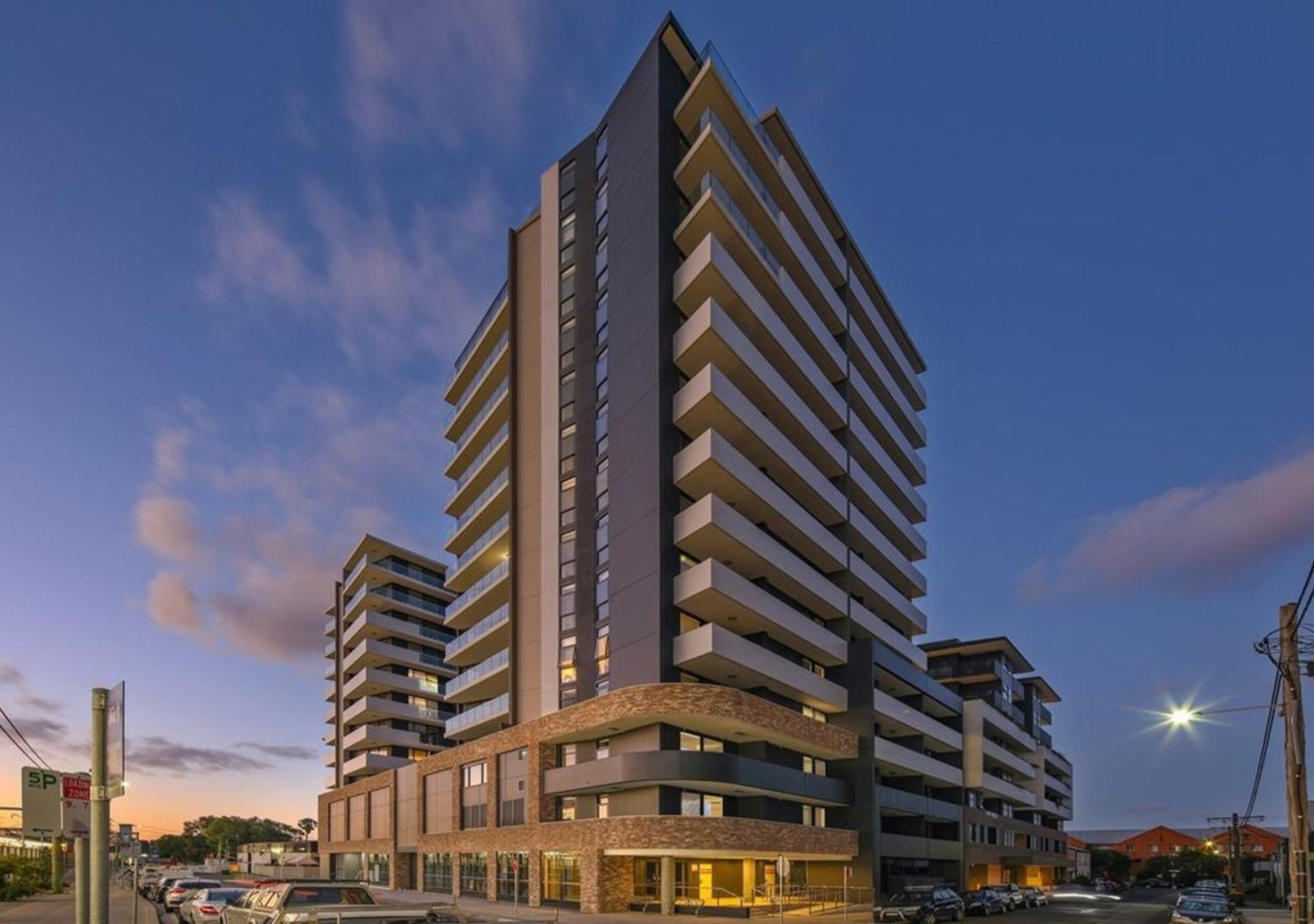 Harbour Towers, Newcastle'S Elite Apartment Stays, Free Parking & Tram Access Bagian luar foto